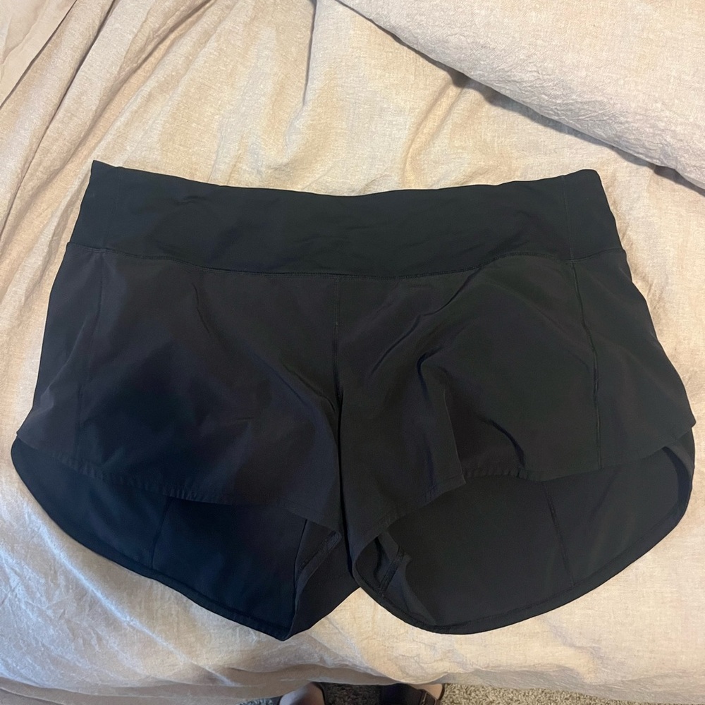 Lululemon Black MR speed up shorts